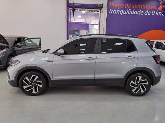 VOLKSWAGEN T-CROSS 1.0 200 TSI TOTAL FLEX COMFORTLINE AUTOMÁTICO